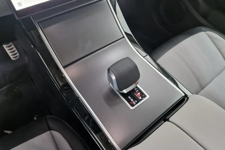 Land Rover Range Rover Evoque din 2024 cu 500 km - oferta LAN110775 - foto 31