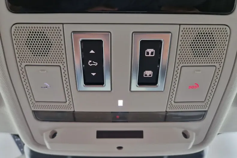 Land Rover Range Rover Evoque din 2024 cu 500 km - oferta LAN110775 - foto 36