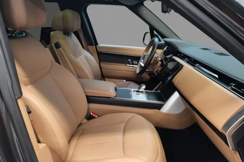 Land Rover Range Rover din 2023 cu 14.690 km - oferta LAN110784 - foto 3