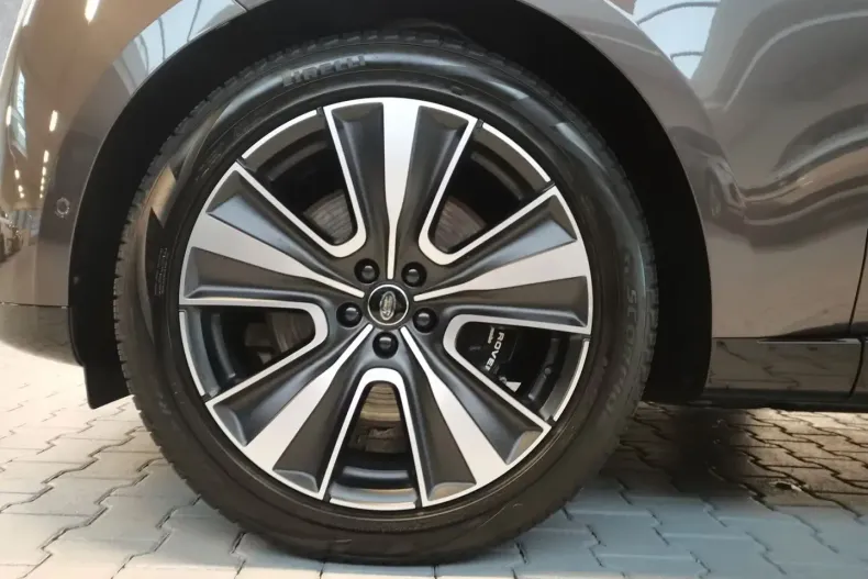 Land Rover Range Rover din 2023 cu 14.690 km - oferta LAN110784 - foto 9