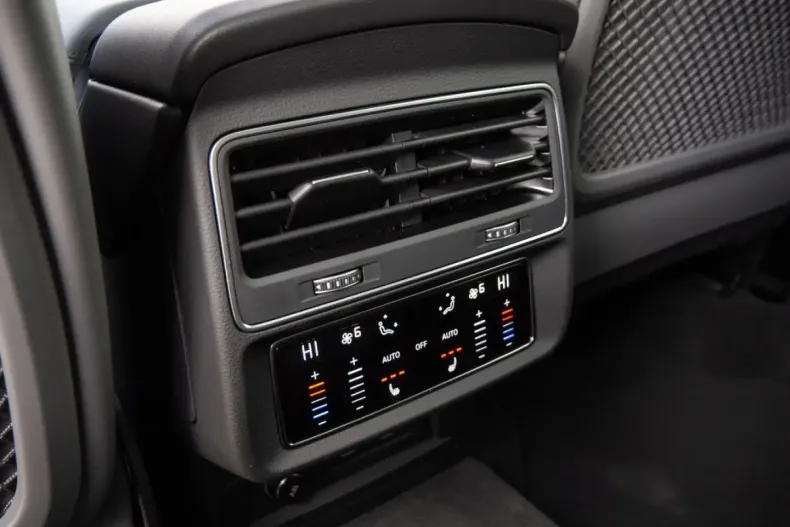 Audi Q7 din 2024 cu 19.000 km - oferta AUD110808 - foto 26