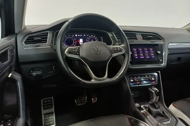 Volkswagen Tiguan din 2022 cu 49.683 km - oferta VOL110814 - foto 7