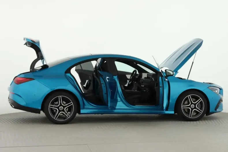 Mercedes-Benz CLA 200 din 2024 cu 6.529 km - oferta MER110819 - foto 9