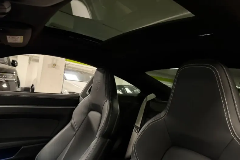 Porsche 992 din 2024 cu 9.800 km - oferta POR110829 - foto 19