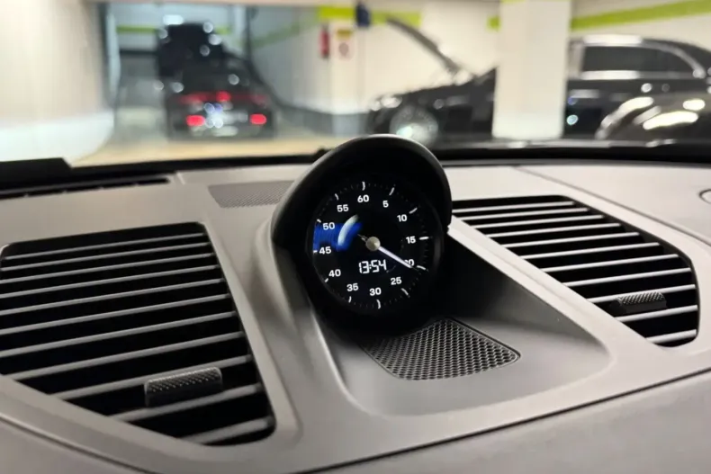 Porsche 992 din 2024 cu 9.800 km - oferta POR110829 - foto 29