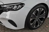 Mercedes-Benz E 220 din 2024 cu 13.330 km - oferta MER110875 - foto 3