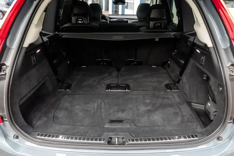 Volvo XC90 din 2023 cu 29.506 km - oferta VOL110889 - foto 15