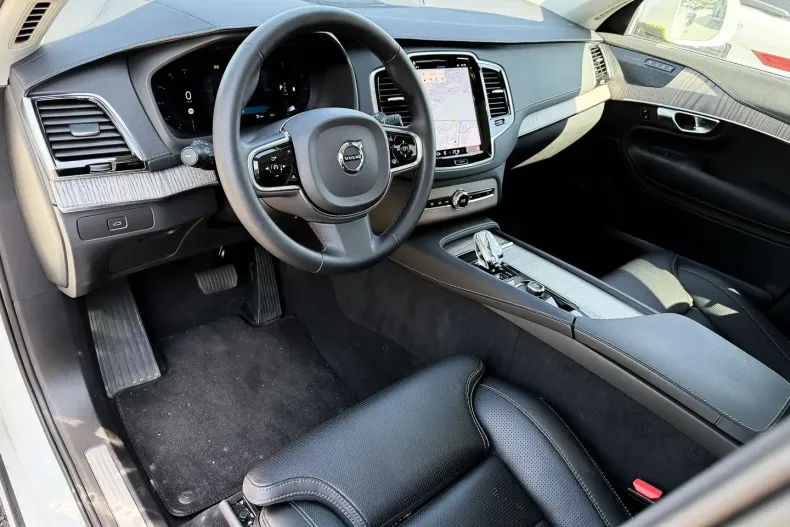 Volvo XC90 din 2023 cu 18.684 km - oferta VOL110896 - foto 5