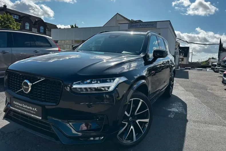 Volvo XC90 din 2022 cu 58.100 km - oferta VOL110912 - foto 1