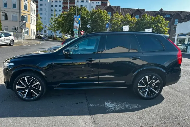 Volvo XC90 din 2022 cu 58.100 km - oferta VOL110912 - foto 12