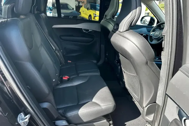 Volvo XC90 din 2022 cu 58.100 km - oferta VOL110912 - foto 16