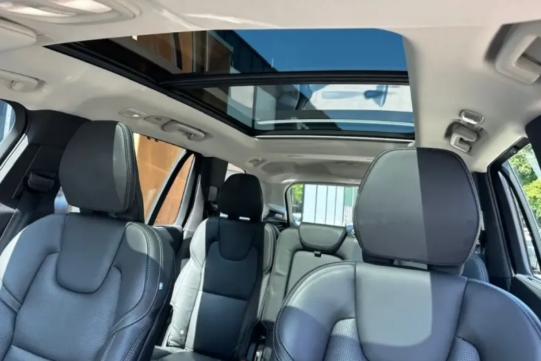 Volvo XC90 din 2022 cu 68.000 km - oferta VOL110916 - foto 18