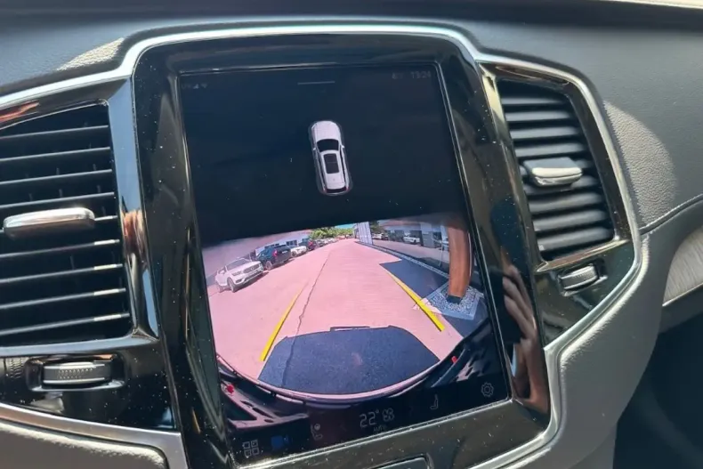 Volvo XC90 din 2022 cu 68.000 km - oferta VOL110916 - foto 19