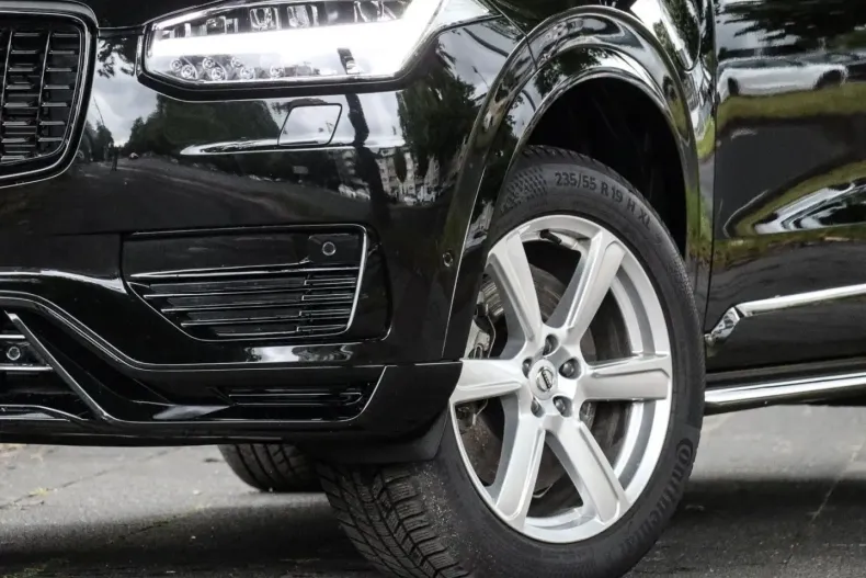 Volvo XC90 din 2024 cu 18.700 km - oferta VOL110920 - foto 5