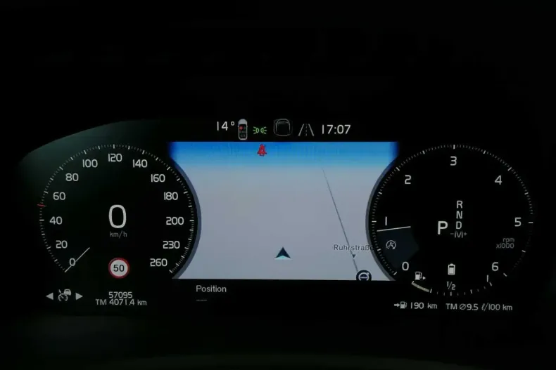 Volvo XC90 din 2022 cu 57.093 km - oferta VOL110926 - foto 6