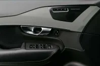 Volvo XC90 din 2022 cu 57.093 km - oferta VOL110926 - foto 13