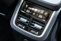 Volvo XC90 din 2024 cu 14.900 km - oferta VOL110928 - foto 17