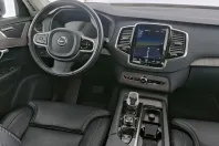 Volvo XC90 din 2022 cu 54.833 km - oferta VOL110934 - foto 16