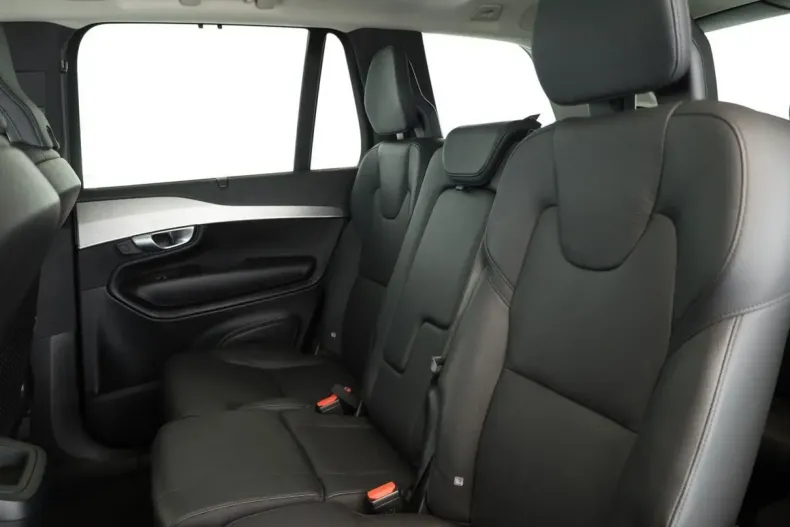 Volvo XC90 din 2023 cu 59.700 km - oferta VOL110937 - foto 15