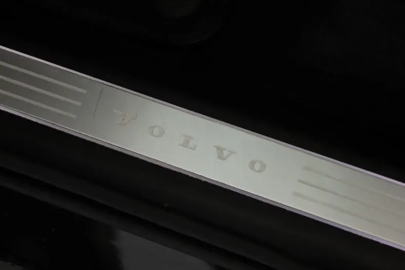 Volvo XC90 din 2023 cu 59.700 km - oferta VOL110937 - foto 22