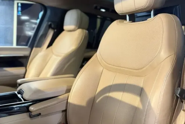 Land Rover Range Rover din 2024 cu 26.000 km - oferta LAN110939 - foto 15