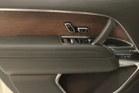 Land Rover Range Rover din 2024 cu 12.600 km - oferta LAN110941 - foto 12