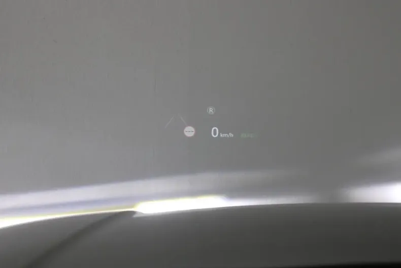 Land Rover Range Rover din 2024 cu 12.600 km - oferta LAN110941 - foto 18