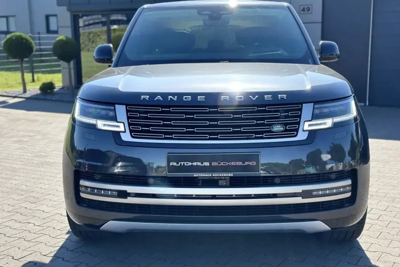 Land Rover Range Rover din 2024 cu 19.450 km - oferta LAN110943 - foto 2