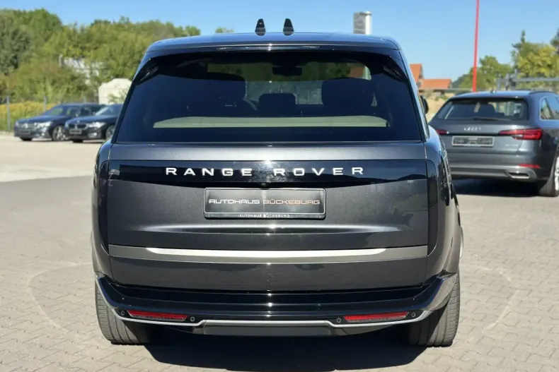 Land Rover Range Rover din 2024 cu 19.450 km - oferta LAN110943 - foto 5