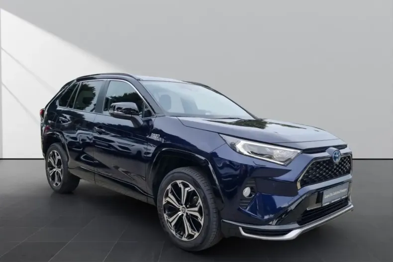 Toyota RAV4 din 2021 cu 40.799 km - oferta TOY110952 - foto 1