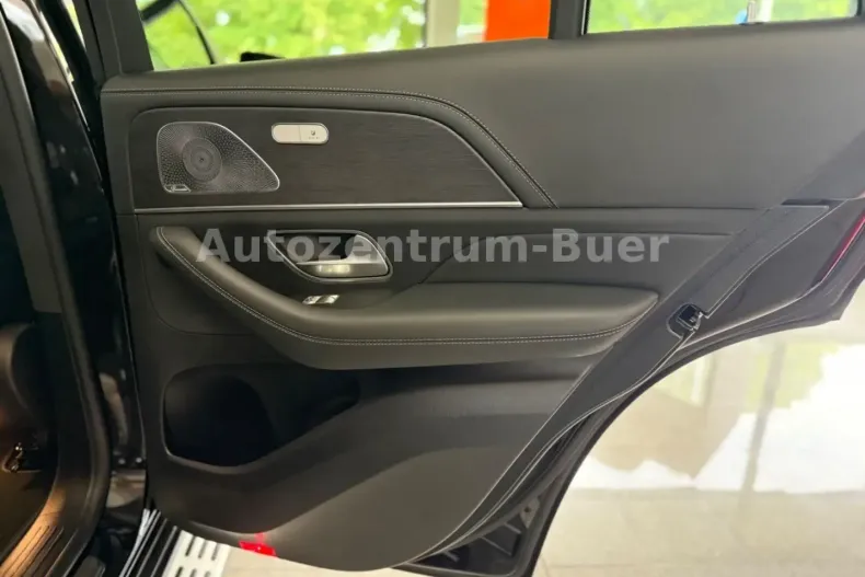 Mercedes-Benz GLE 63 AMG din 2021 cu 59.000 km - oferta MER110956 - foto 17