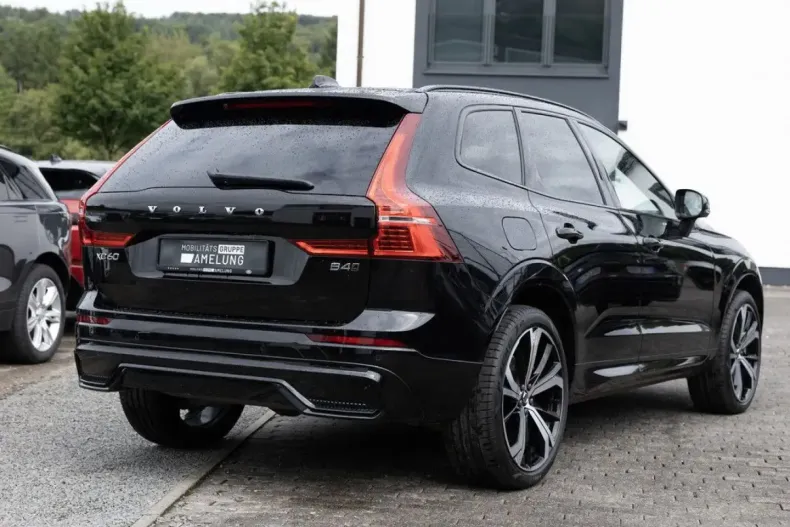 Volvo XC60 din 2023 cu 38.250 km - oferta VOL110957 - foto 2