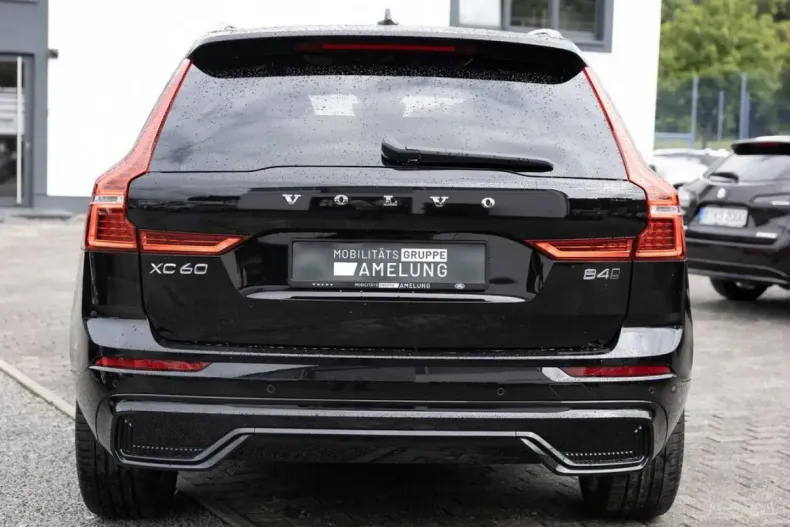 Volvo XC60 din 2023 cu 38.250 km - oferta VOL110957 - foto 4