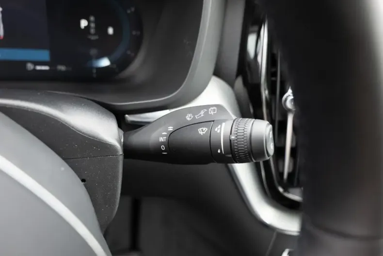 Volvo XC60 din 2023 cu 38.250 km - oferta VOL110957 - foto 19