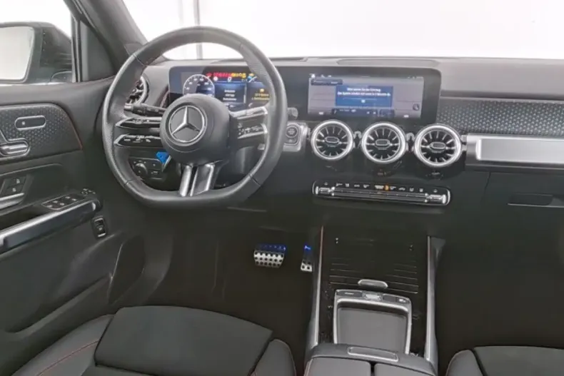 Mercedes-Benz GLB 220 din 2024 cu 42.000 km - oferta MER110962 - foto 5