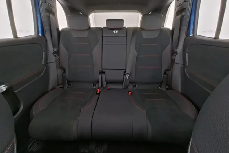 Mercedes-Benz GLB 220 din 2024 cu 42.000 km - oferta MER110962 - foto 7