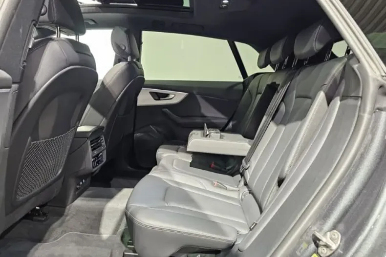 Audi Q8 din 2025 cu 31.512 km - oferta AUD110978 - foto 12