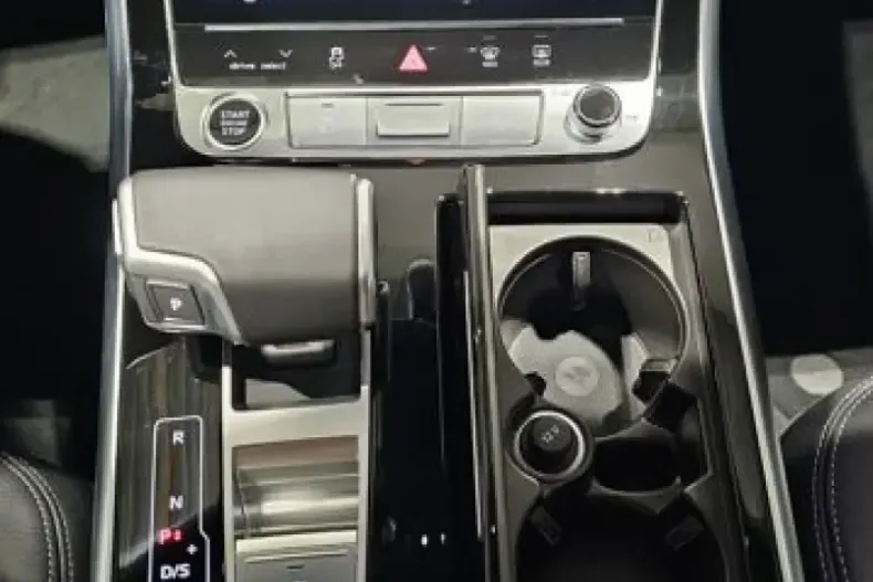 Audi Q8 din 2025 cu 31.512 km - oferta AUD110978 - foto 16