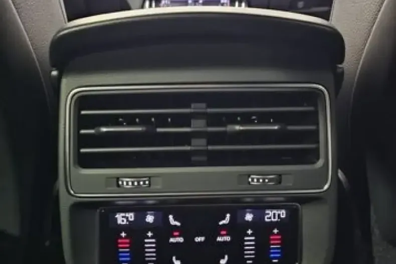 Audi Q8 din 2025 cu 31.512 km - oferta AUD110978 - foto 17