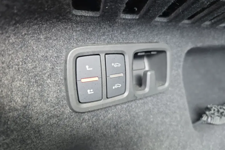 Audi Q8 din 2022 cu 38.000 km - oferta AUD110982 - foto 16