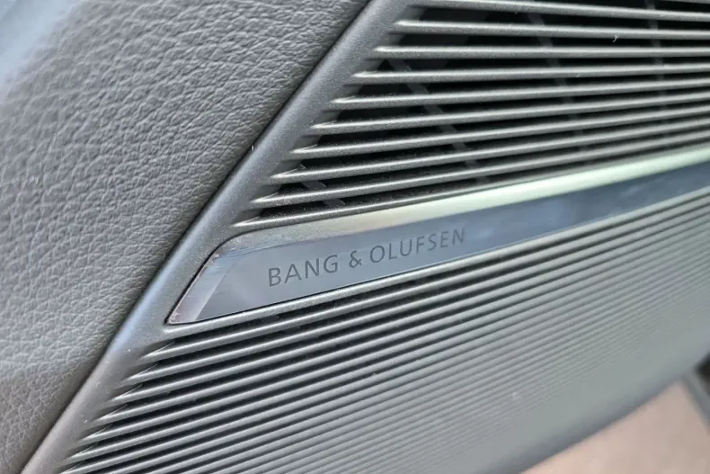 Audi Q8 din 2022 cu 38.000 km - oferta AUD110982 - foto 17