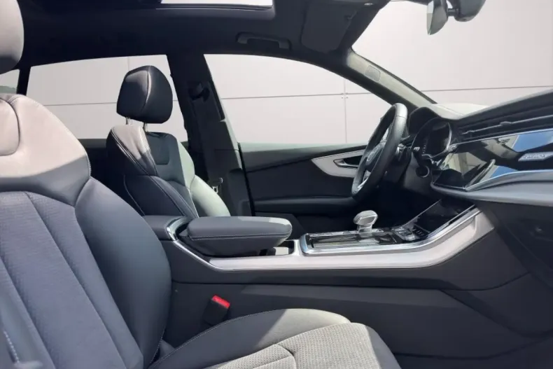 Audi Q8 din 2023 cu 15.000 km - oferta AUD110985 - foto 12