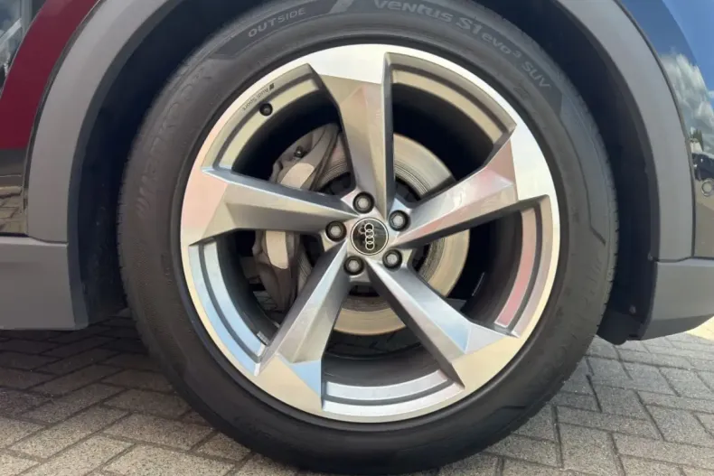 Audi Q8 din 2023 cu 15.000 km - oferta AUD110985 - foto 21