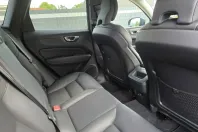 Volvo XC60 din 2022 cu 59.000 km - oferta VOL110986 - foto 8