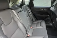 Volvo XC60 din 2022 cu 59.000 km - oferta VOL110986 - foto 9