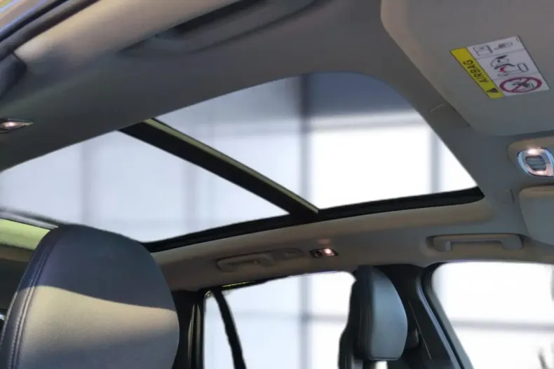 Volvo XC90 din 2021 cu 46.850 km - oferta VOL110989 - foto 23