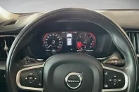 Volvo XC60 din 2022 cu 66.400 km - oferta VOL110992 - foto 12