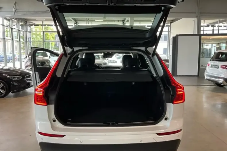 Volvo XC60 din 2022 cu 66.400 km - oferta VOL110992 - foto 16