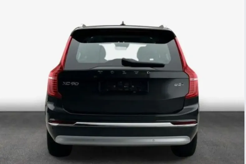 Volvo XC90 din 2021 cu 70.700 km - oferta VOL110994 - foto 4