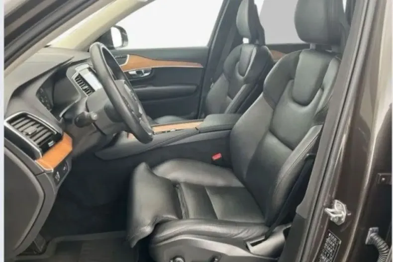 Volvo XC90 din 2021 cu 70.700 km - oferta VOL111000 - foto 6